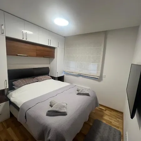 Golden Forest Apartman 7 Apartment